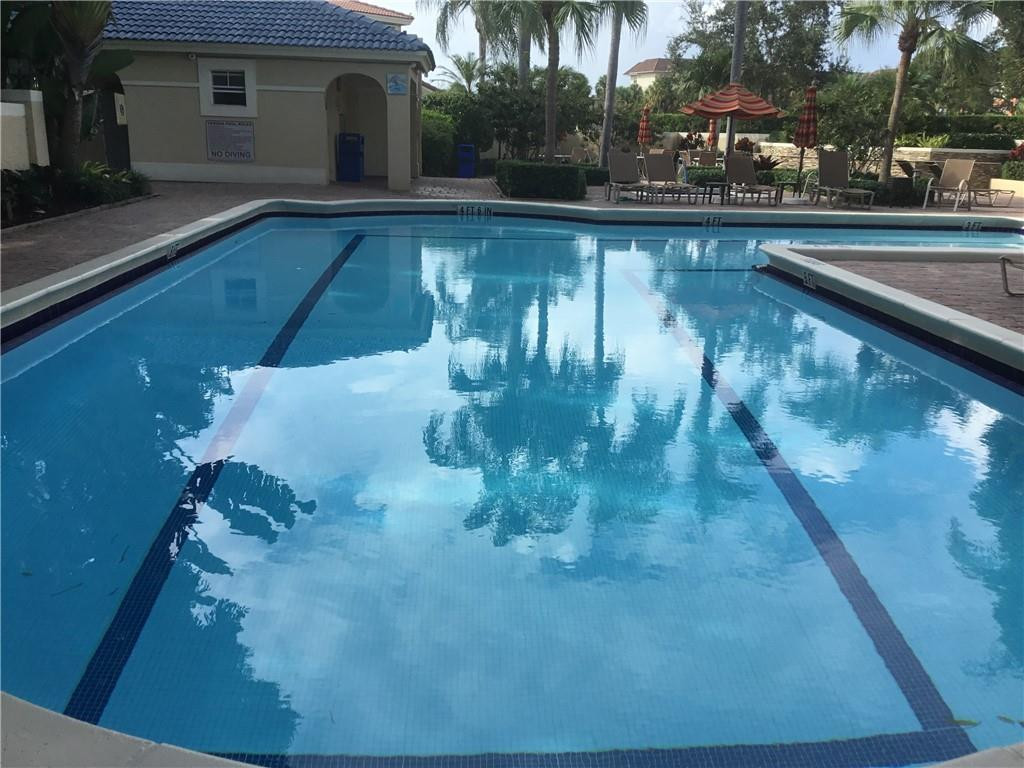 663 Corona Way Deerfield Beach, FL 33442 - Photo 33 of 37 Photo 33