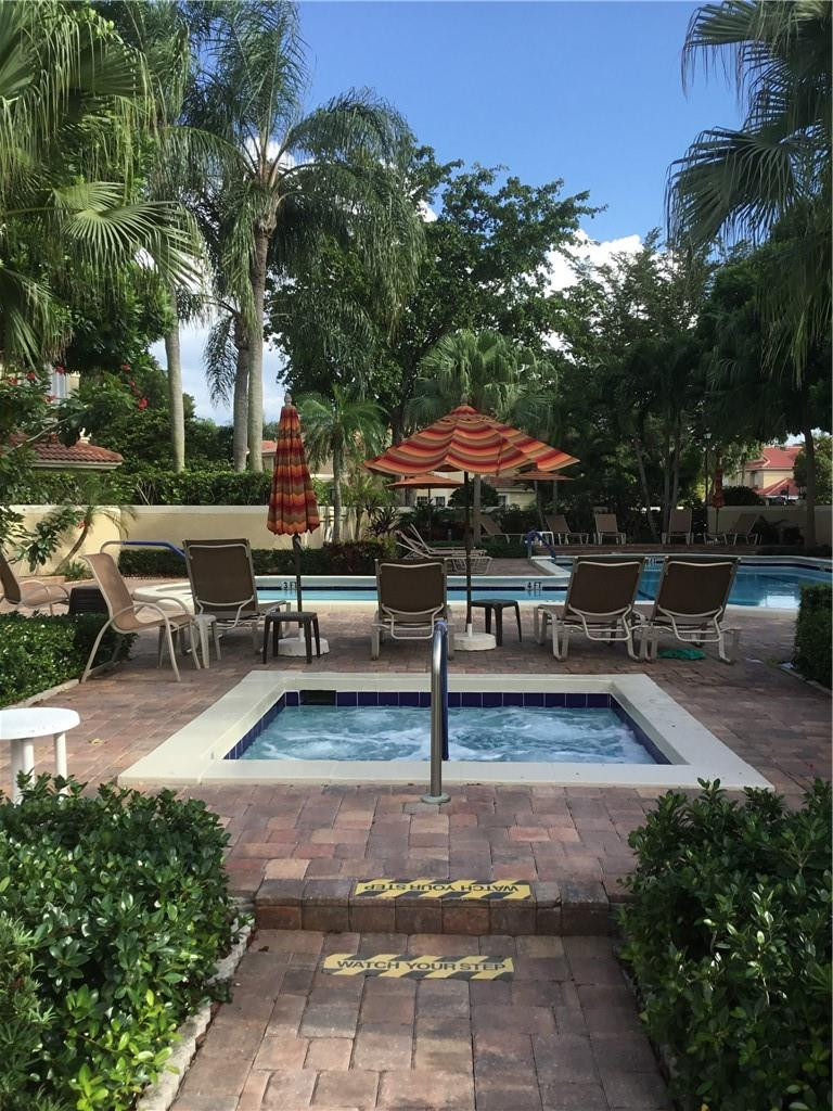 663 Corona Way Deerfield Beach, FL 33442 - Photo 35 of 37 Photo 35