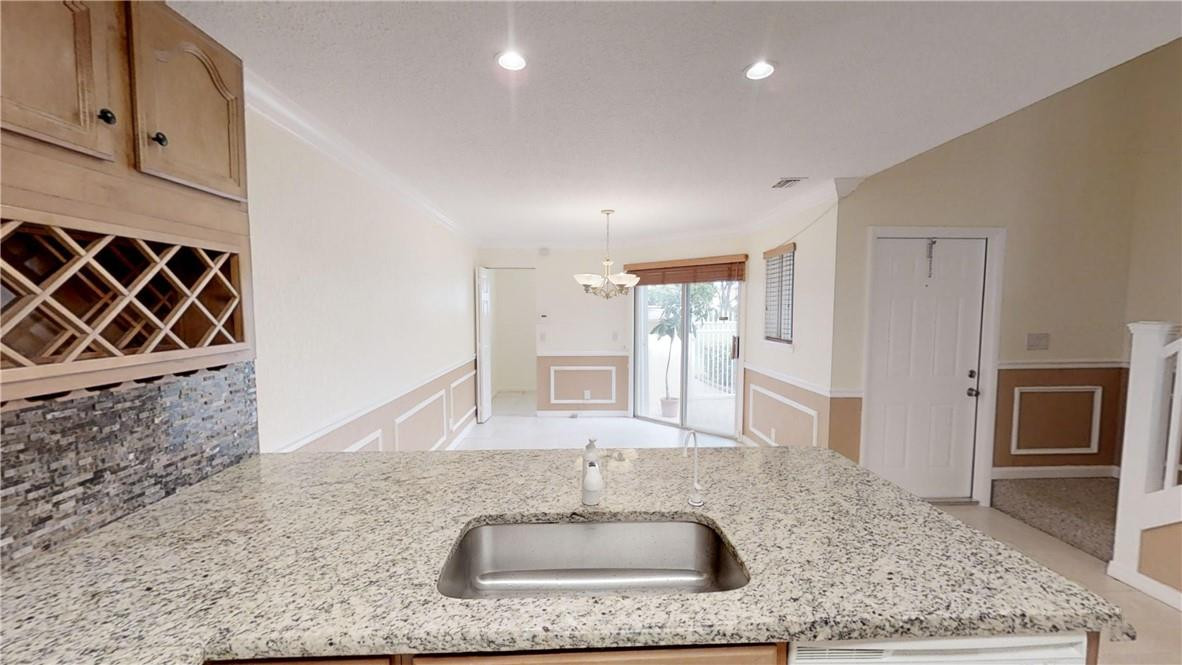 663 Corona Way Deerfield Beach, FL 33442 - Photo 6 of 37 Photo 6