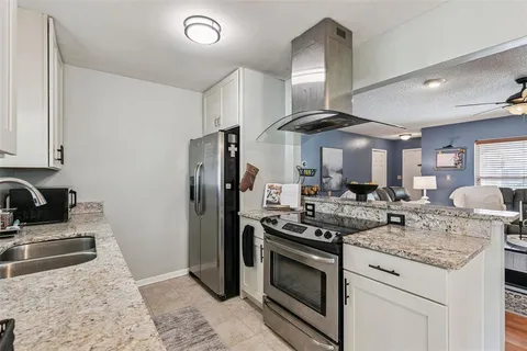 $395,000 | 102 Silver Cluster Court North, Longwood, FL 32750