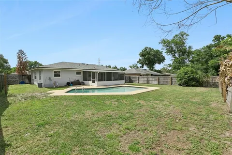 $395,000 | 102 Silver Cluster Court North, Longwood, FL 32750