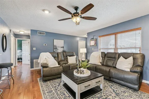 $395,000 | 102 Silver Cluster Court North, Longwood, FL 32750