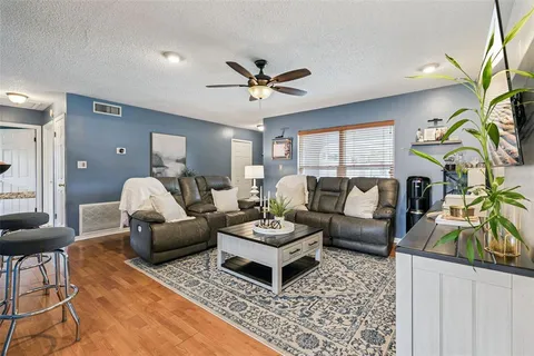 $395,000 | 102 Silver Cluster Court North, Longwood, FL 32750
