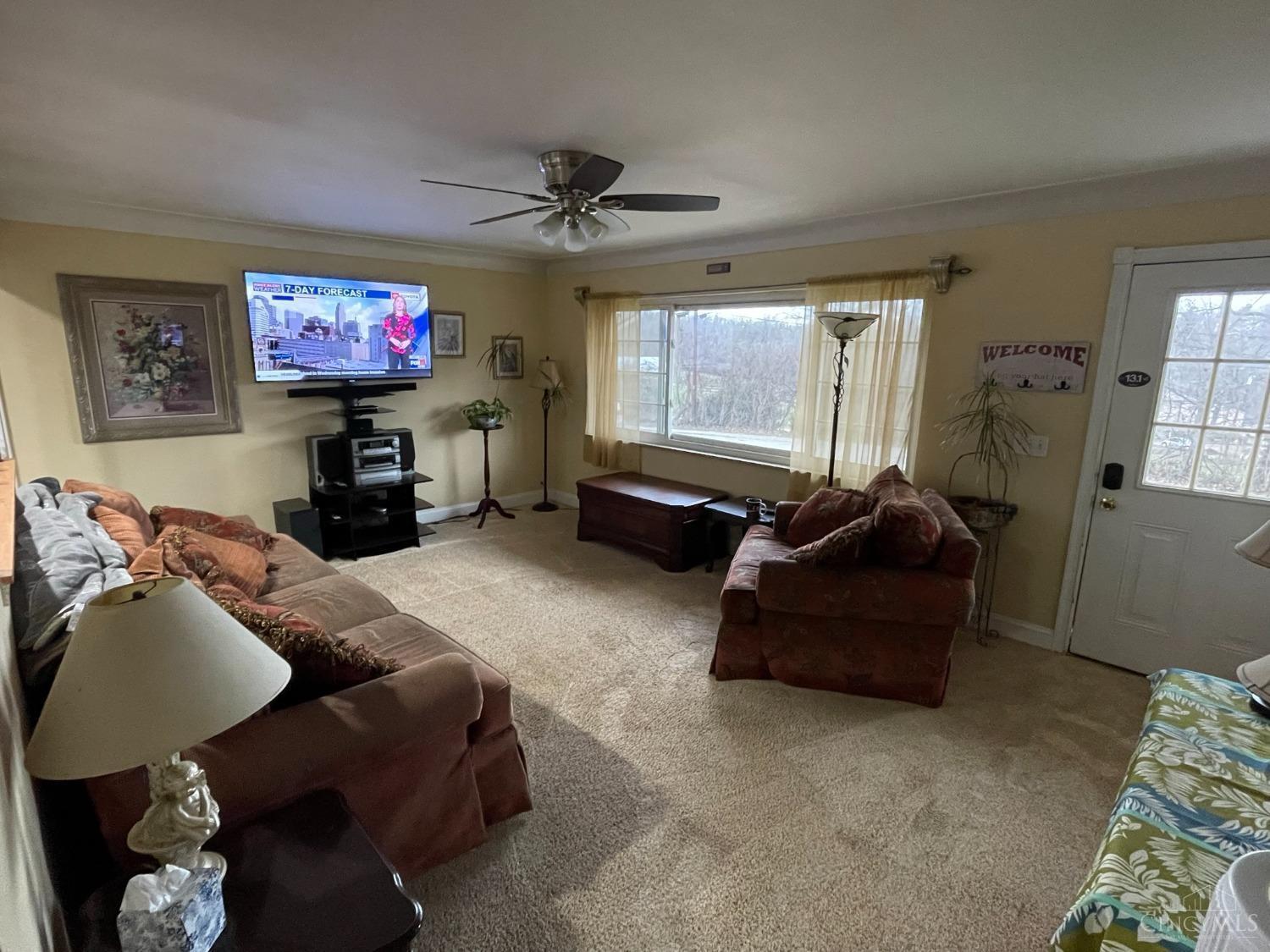 9657 Daly Road Cincinnati, OH 45231 - Photo 8 of 19 Gallery Image 8