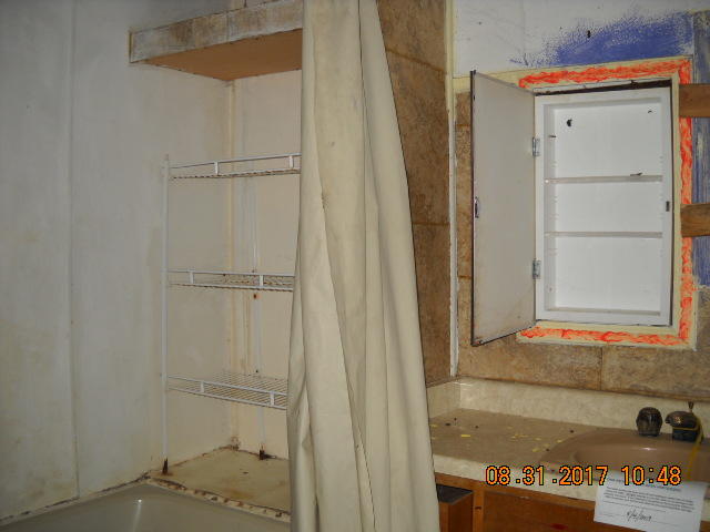 5398 Balls Ferry Road Anderson, CA 96007 - Photo 5 of 8 Bathroom