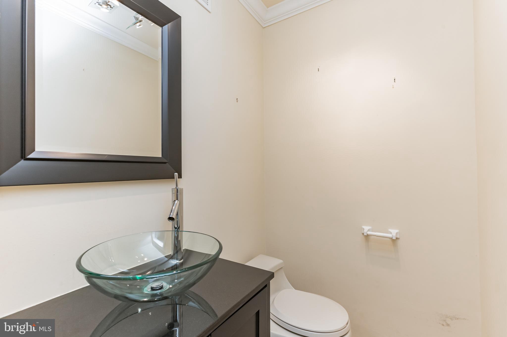 2100 Marymont Road Silver Spring, MD 20906 - Photo 15 of 37 Powder room on the main level