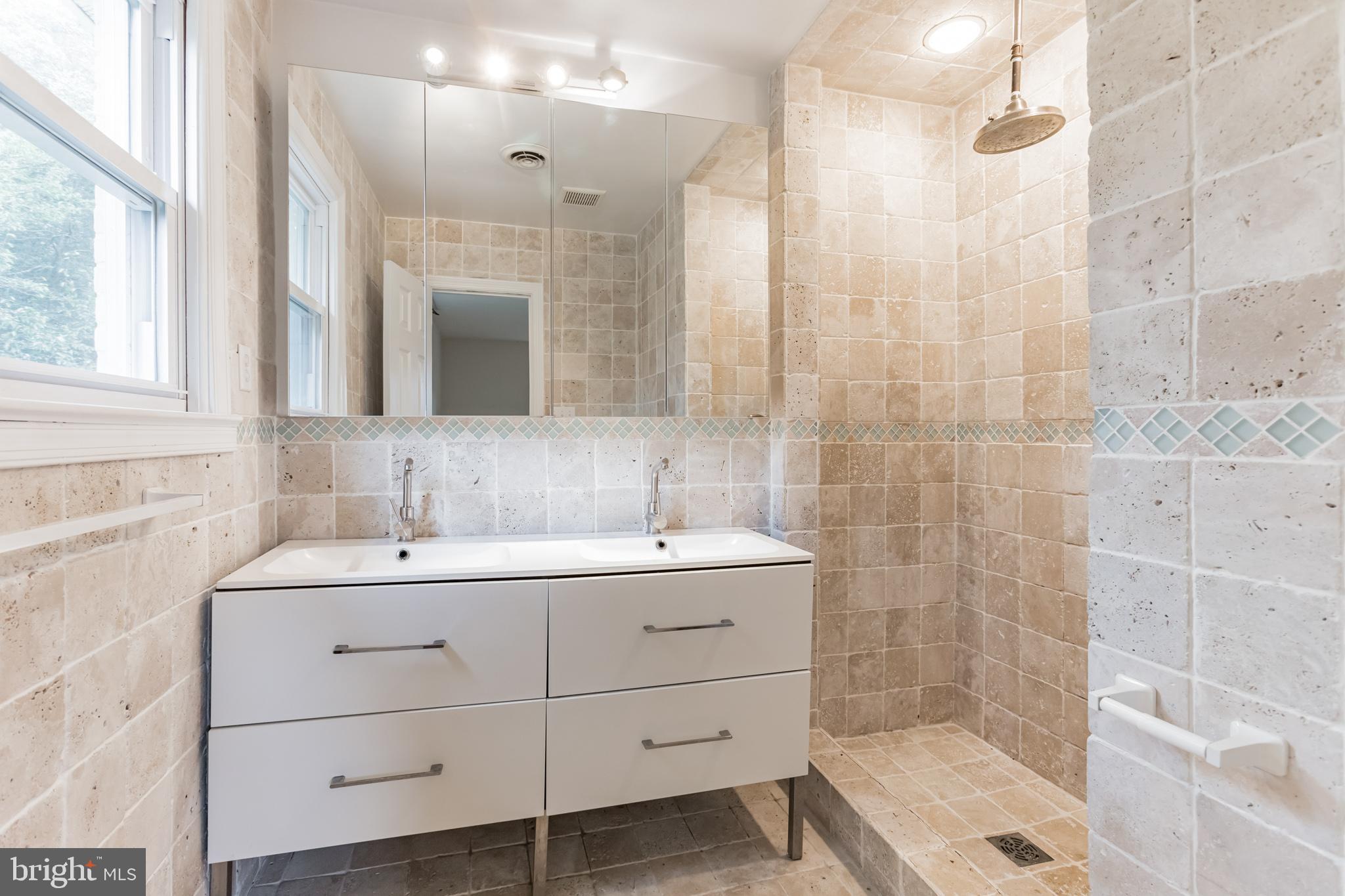 2100 Marymont Road Silver Spring, MD 20906 - Photo 19 of 37 Full bathroom for bedroom 2