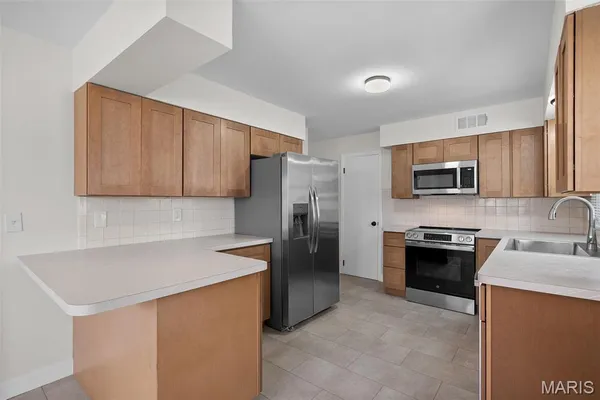 $209,900 | 6 Darby Lane, Crystal City, MO 63019