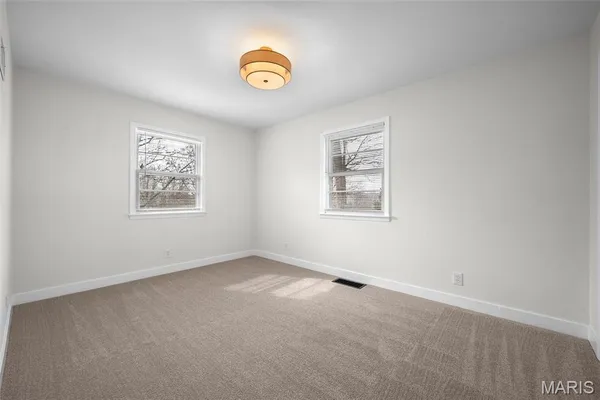 $209,900 | 6 Darby Lane, Crystal City, MO 63019