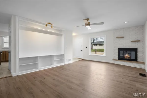 $209,900 | 6 Darby Lane, Crystal City, MO 63019