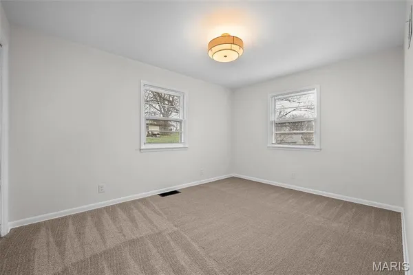 $209,900 | 6 Darby Lane, Crystal City, MO 63019