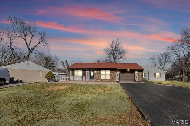 $123,000 | Undisclosed Address, Fairview Heights, IL 62208