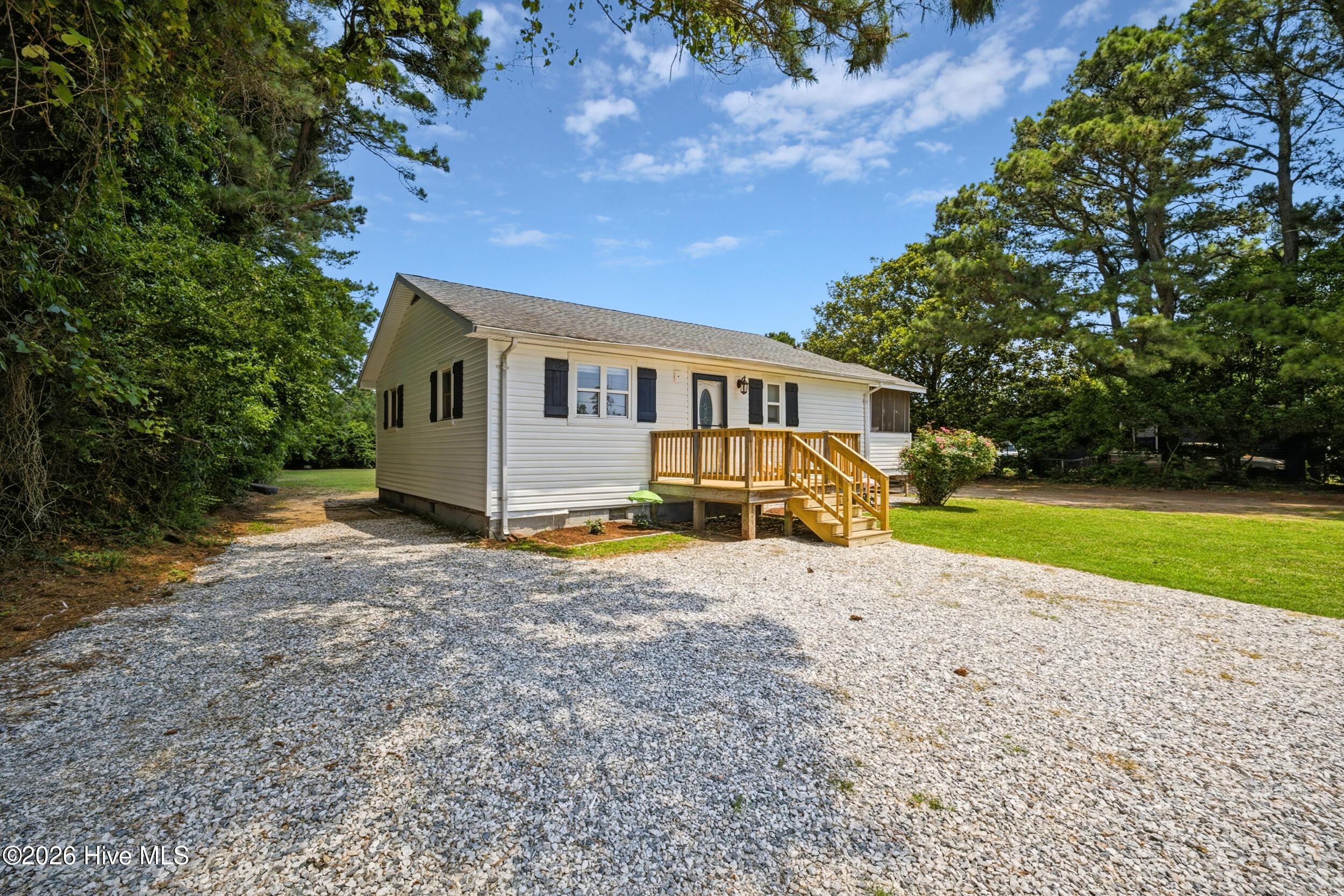 117 Bryan Road Knotts Island, NC 27950 - Photo 2 of 26