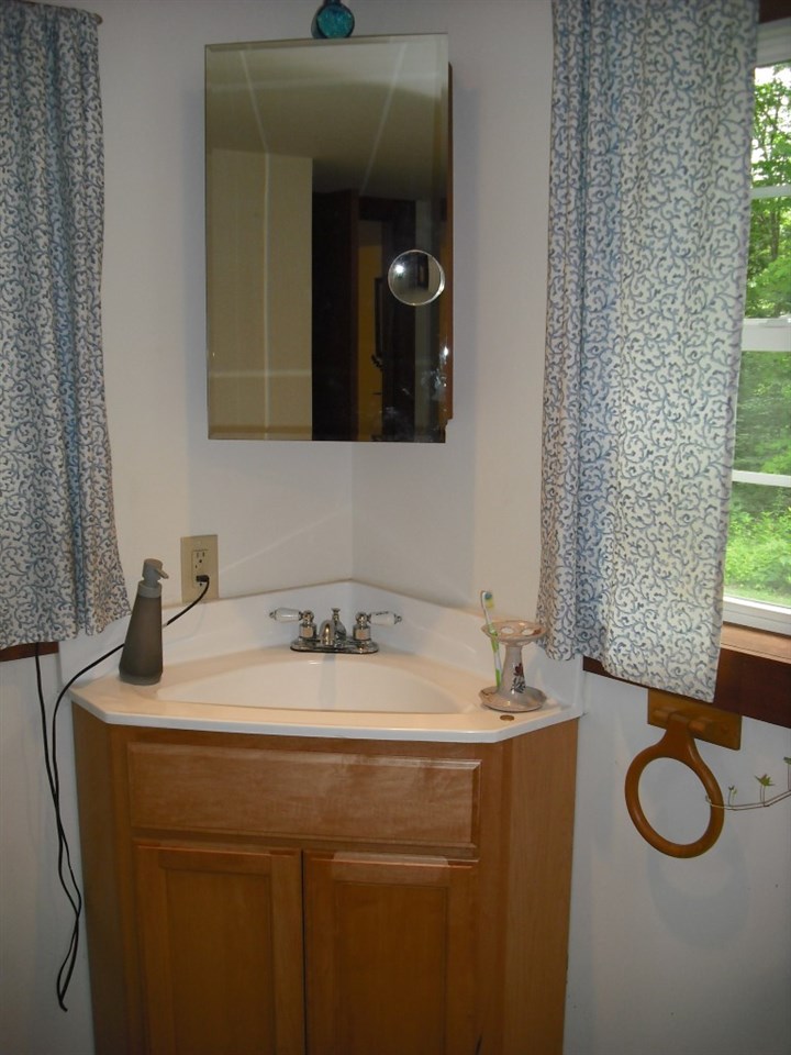 32 Mill Road Keene, NH 03431 - Photo 21 of 40