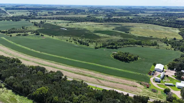 $195,000 | 75730 County Road 12, Sacred Heart, MN 56285