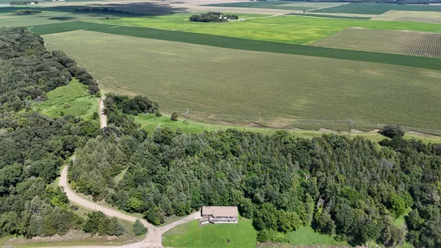 $195,000 | 75730 County Road 12, Sacred Heart, MN 56285