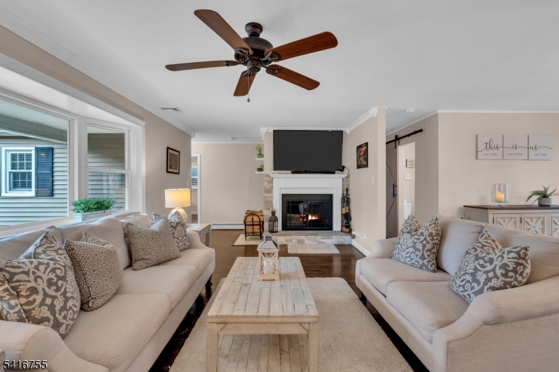 206 Pleasant Run Road Neshanic Station, NJ 08853 - Photo 12 of 36