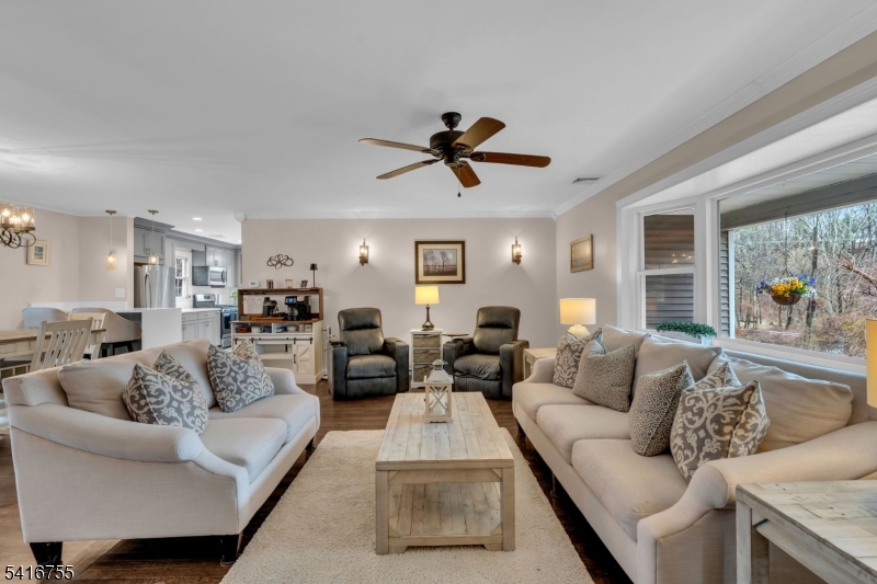 206 Pleasant Run Road Neshanic Station, NJ 08853 - Photo 13 of 36