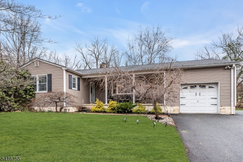 206 Pleasant Run Road Neshanic Station, NJ 08853 - Photo 3 of 36