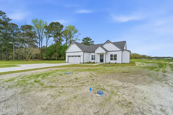 $319,990 | 1300 South Nc 41 & 111, Beulaville, NC 28518