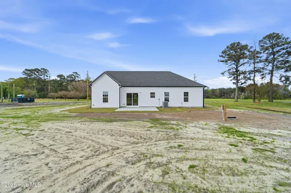 $319,990 | 1300 South Nc 41 & 111, Beulaville, NC 28518