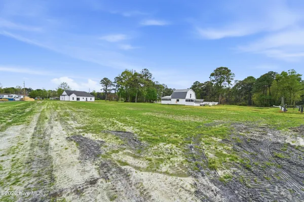 $319,990 | 1300 South Nc 41 & 111, Beulaville, NC 28518