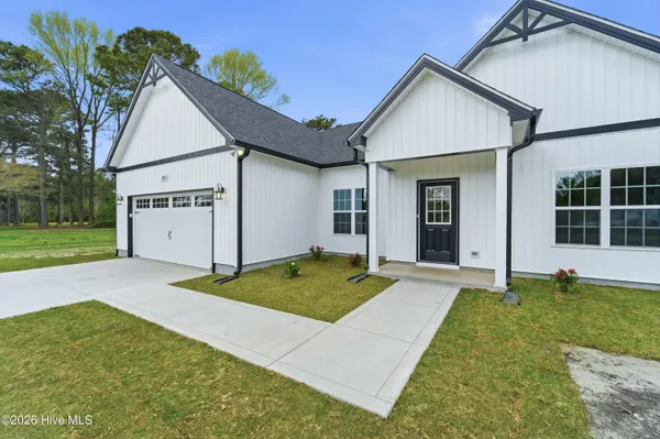 $319,990 | 1300 South Nc 41 & 111, Beulaville, NC 28518