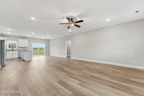 $319,990 | 1300 South Nc 41 & 111, Beulaville, NC 28518