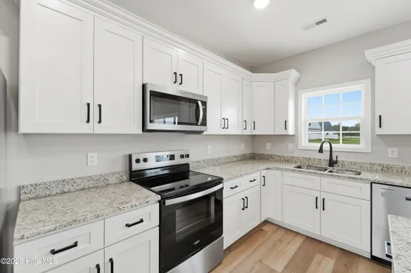 $319,990 | 1300 South Nc 41 & 111, Beulaville, NC 28518