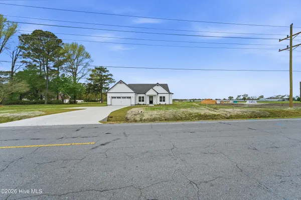 $319,990 | 1300 South Nc 41 & 111, Beulaville, NC 28518