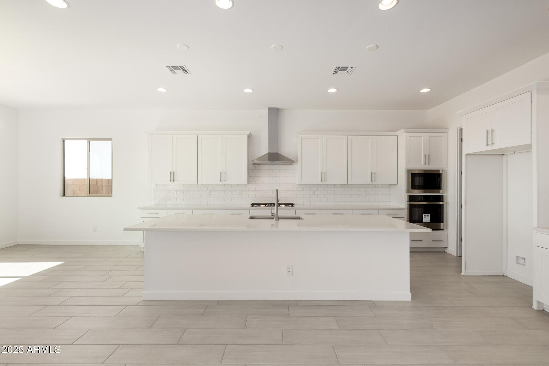 18173 West Watkins Street Goodyear, AZ 85338 - Photo 2 of 47 15 Watkins