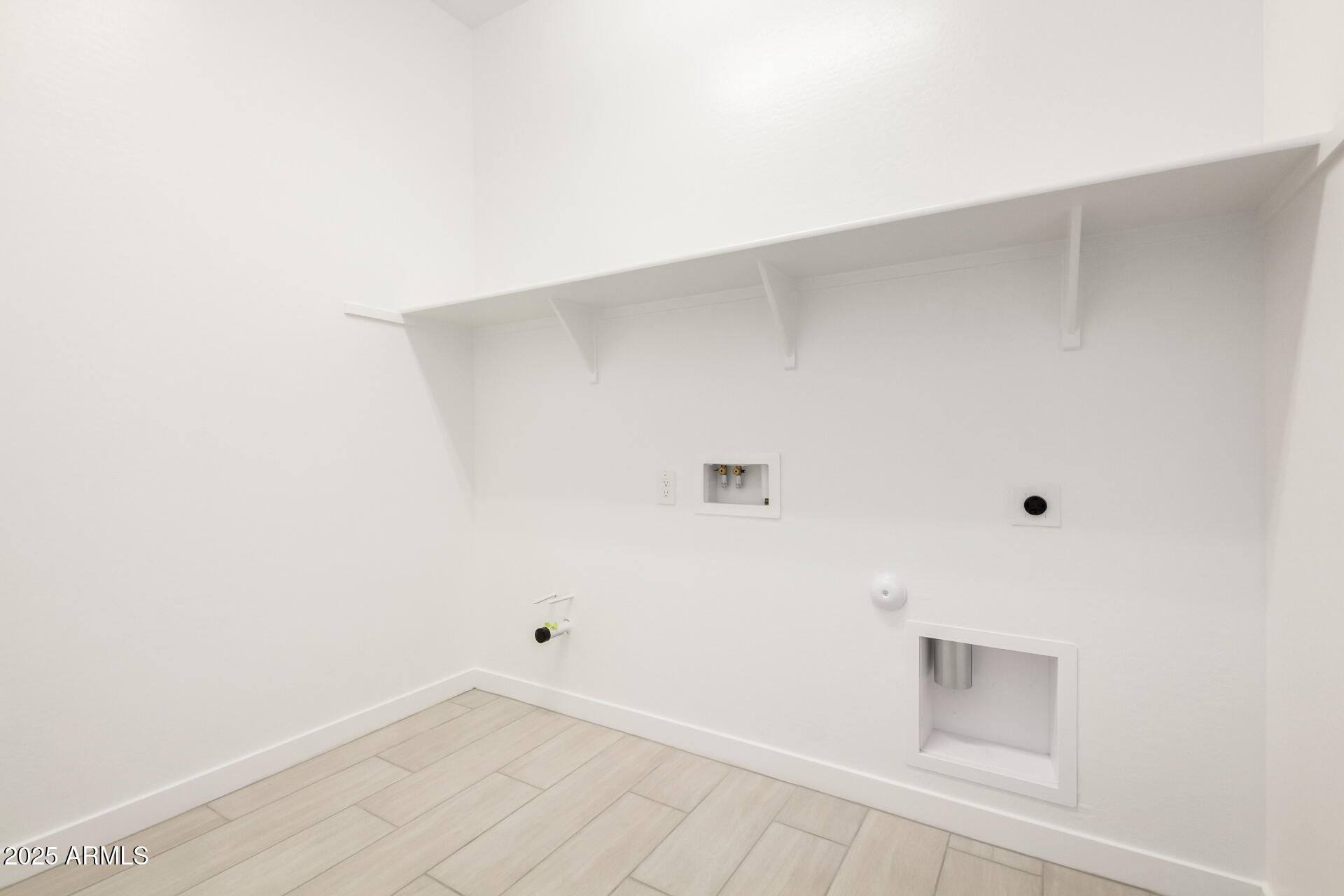 18173 West Watkins Street Goodyear, AZ 85338 - Photo 32 of 47 38 Watkins