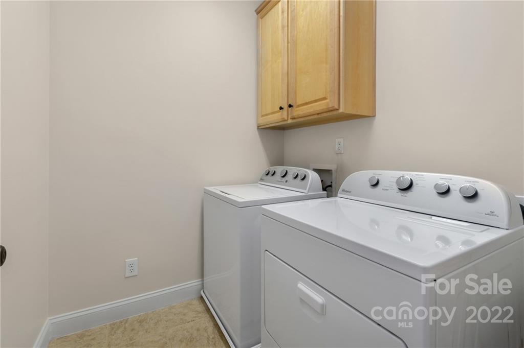 389 Third Baxter Street Fort Mill, SC 29708 - Photo 35 of 48 a utility room with dryer and washer