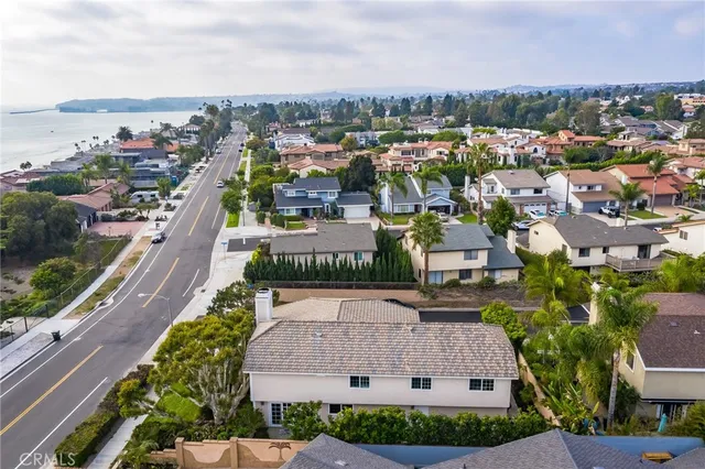 a picture of city view