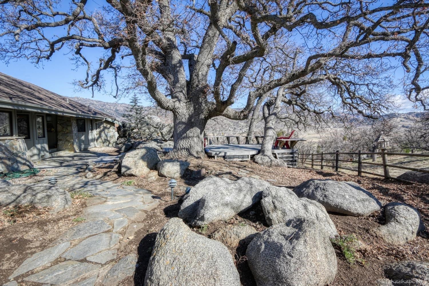 28250 Cumberland Road Tehachapi, CA 93561 - Photo 8 of 68 Gallery Image 8