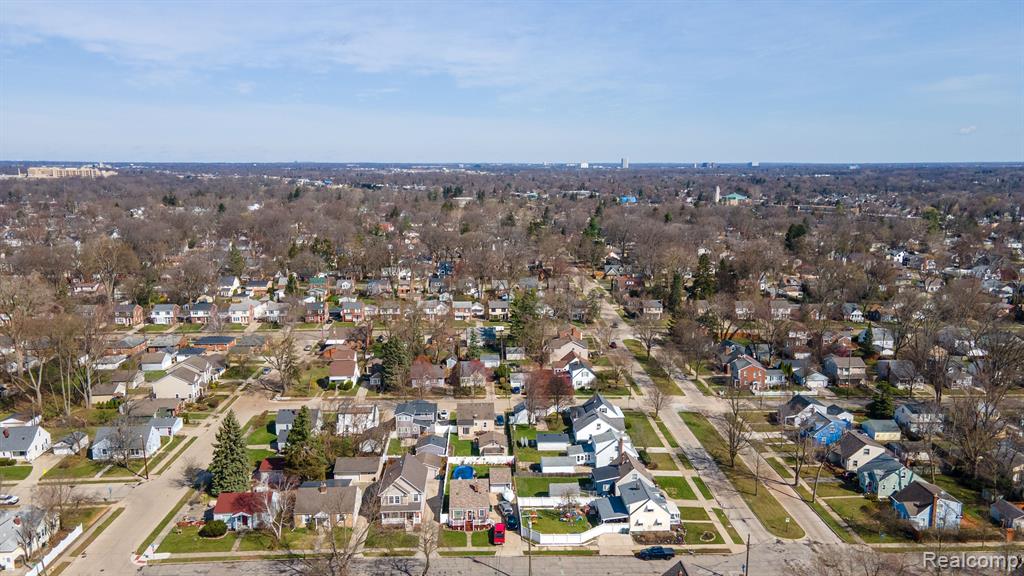 1849 Oxford Road Berkley, MI 48072 - Photo 11 of 53 Gallery Image 11