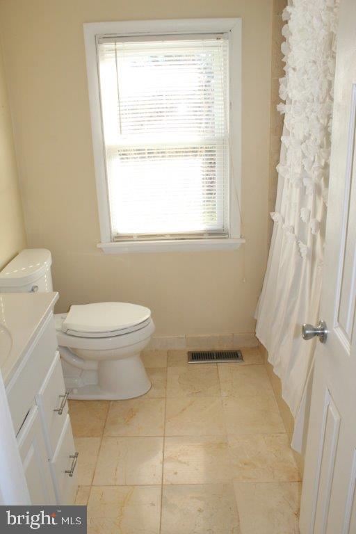 304 Mill Road Oreland, PA 19075 - Photo 21 of 26 Hall Bath