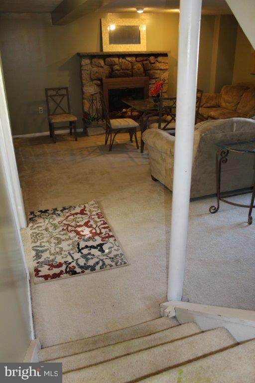 304 Mill Road Oreland, PA 19075 - Photo 10 of 26 Family Room