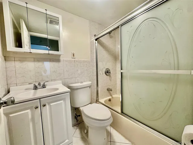 $3,300 | 255-08 148th Avenue, Unit 1 | Rosedale