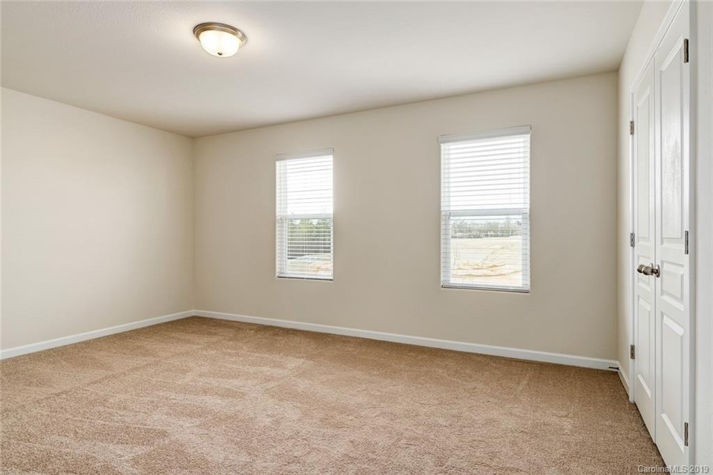 9733 Weikert Road Charlotte, NC 28215 - Photo 8 of 10 Gallery Image 8