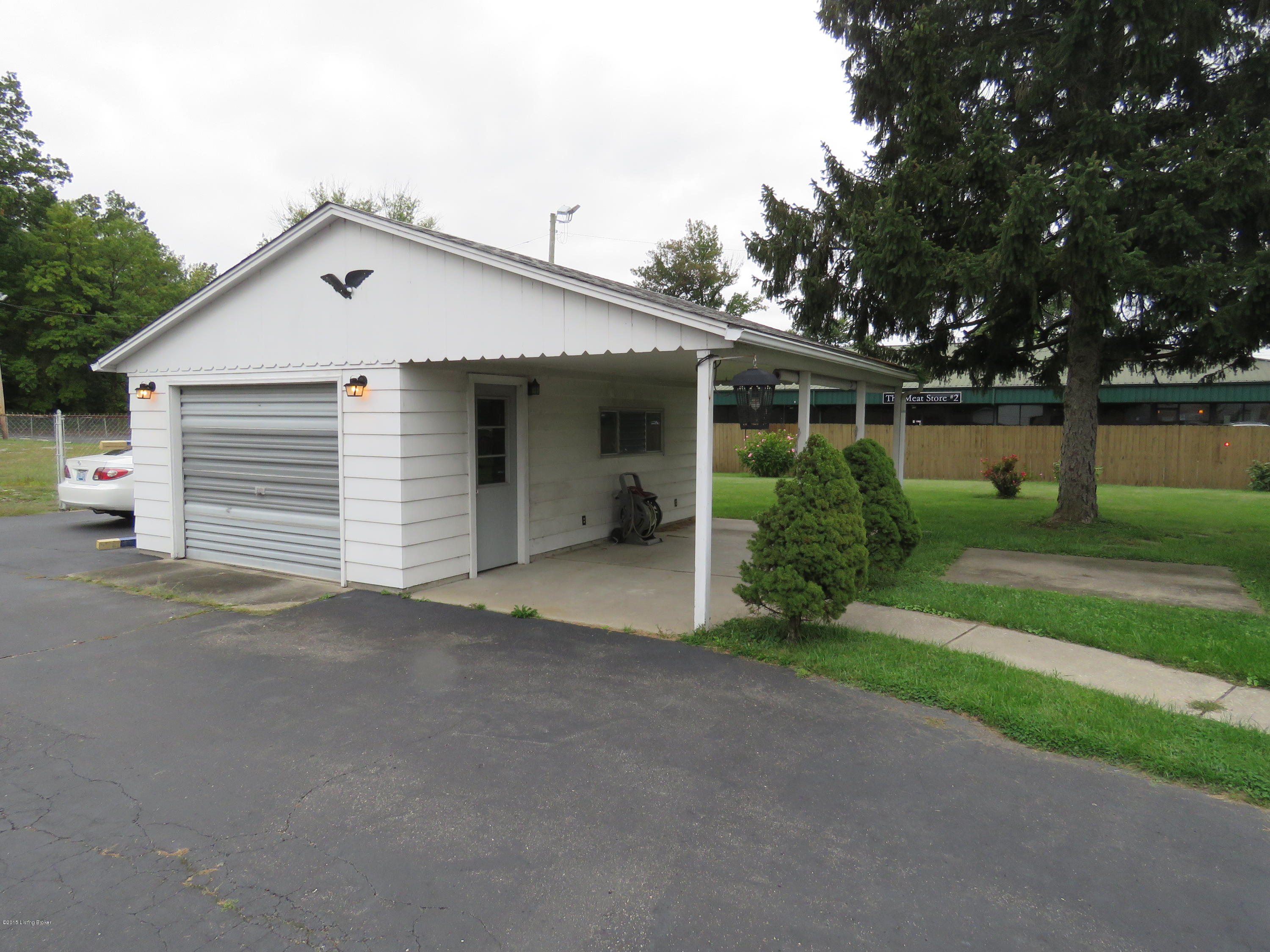 4829 Poplar Level Road Louisville, KY 40213 - Photo 32 of 55 IMG_1673