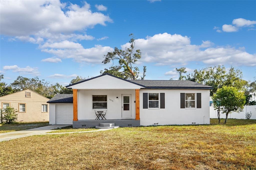 1215 Nicholson Street Clearwater, FL 33755 - Photo 1 of 25