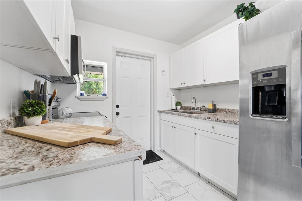 1215 Nicholson Street Clearwater, FL 33755 - Photo 15 of 25