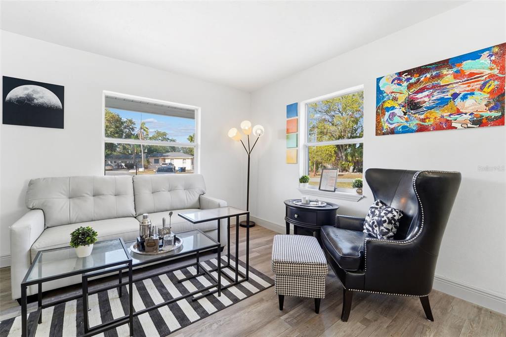 1215 Nicholson Street Clearwater, FL 33755 - Photo 4 of 25