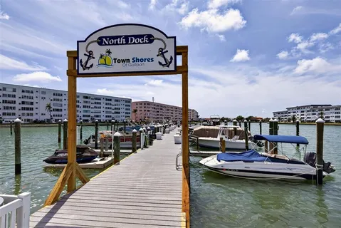 $269,000 | 5935 30th Avenue South, Unit 101, Gulfport, FL 33707