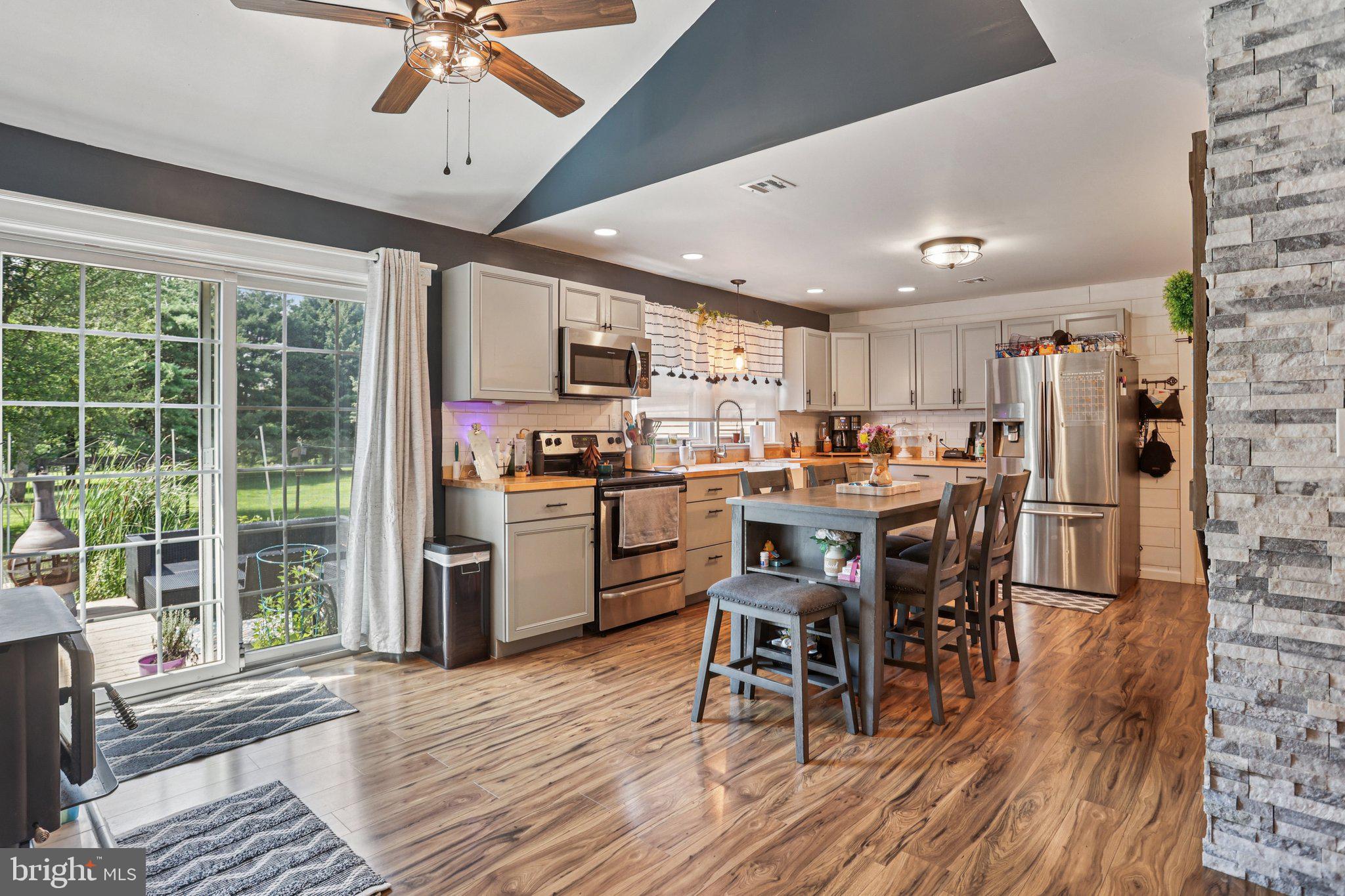 116 Hedding Road Bordentown, NJ 08505 - Photo 37 of 96