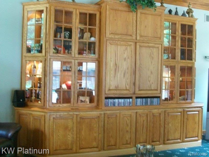 4181 Atkins Road Port Huron, MI 48060 - Photo 16 of 32 Great room