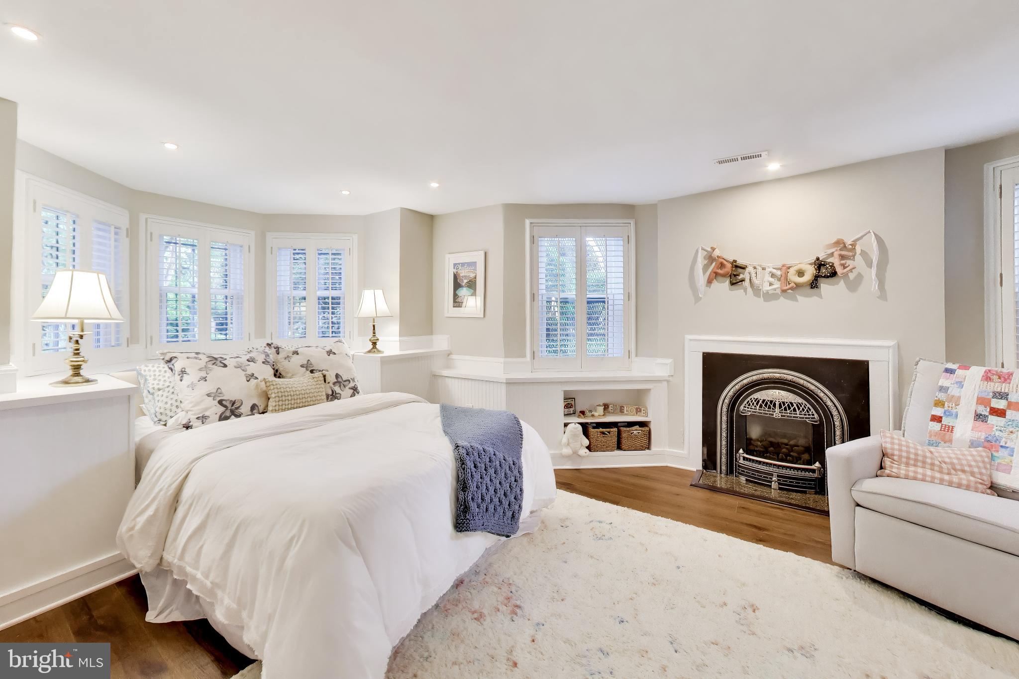 1302 R Street Northwest, Unit 1 Washington, DC 20009 - Photo 15 of 29