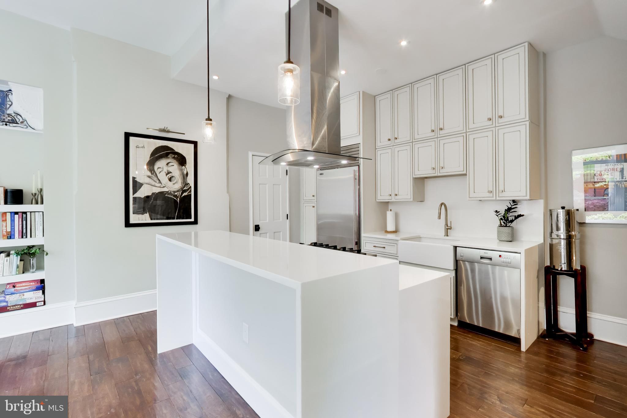 1302 R Street Northwest, Unit 1 Washington, DC 20009 - Photo 10 of 29