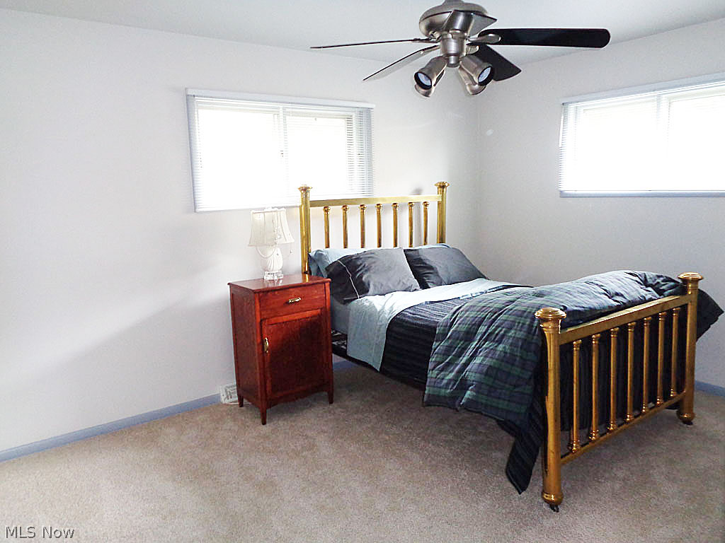 6266 Fairhaven Road Cleveland, OH 44124 - Photo 7 of 25